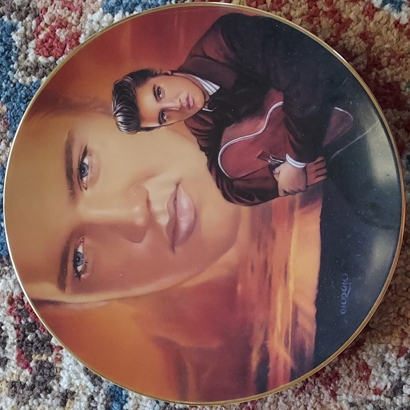 Delphi Other - Elvis Plate "peace in the valley"